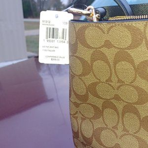Authentic coach handbag w/matching wallet